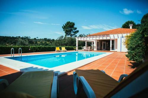 Villa F�tima-our�m - Quinta Da Luz - Breakfast Included