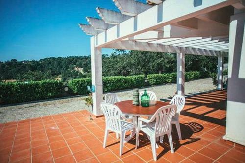 Villa F�tima-our�m - Quinta Da Luz - Breakfast Included