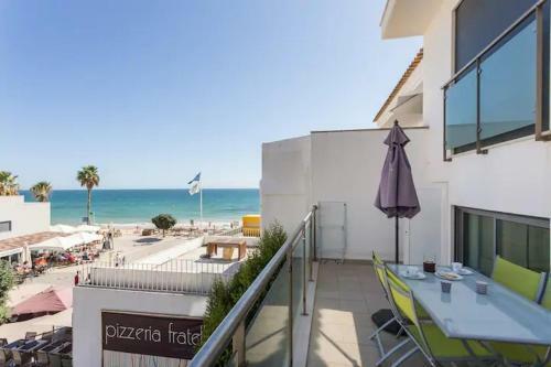 Apartamento Sobre A Praia