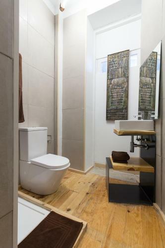 Bed & Breakfast Feel At Home Guest House