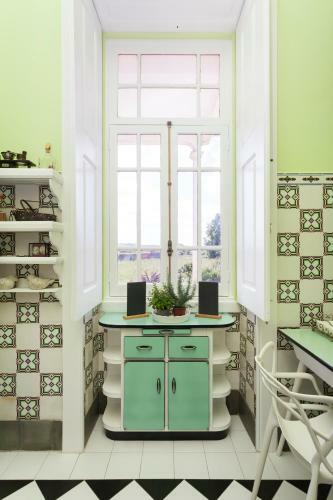 Hostal Vintage Balcony Guesthouse