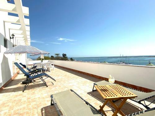 Rooftop Olh�o-algarve Apartamento Com Terra�o Vista Mar