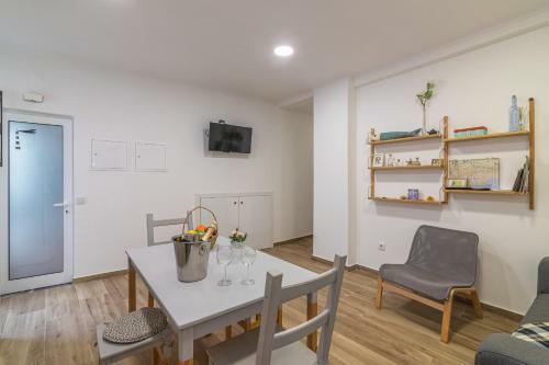 Apartamento Olh�o Typical By Homing