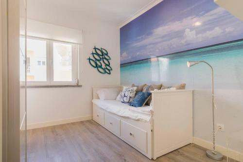 Cozy Seaview Apartment