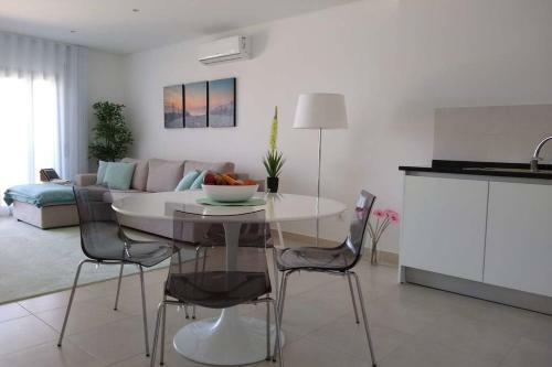 Apartamento Gino�s House