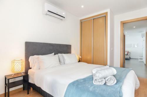 North Breeze - 2 Bedroom Apartment With Rooftop Pool