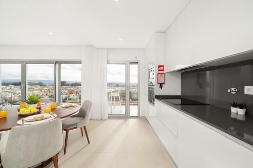 Nazar� Views - Deluxe Holiday Apartment By Sch