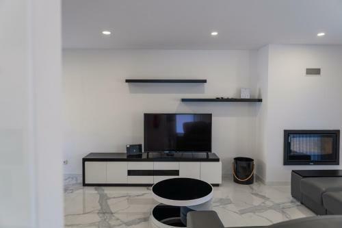 Villa Moderna V4 Nazar� C/ Piscina Privativa