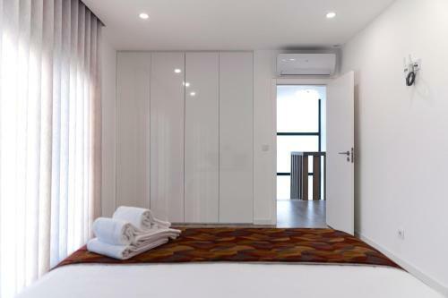 Villa Moderna V4 Nazar� C/ Piscina Privativa
