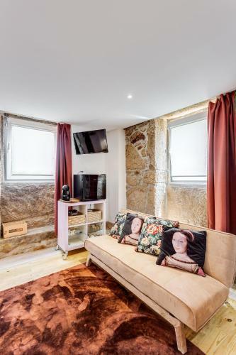 Hostal Home, By Julieta