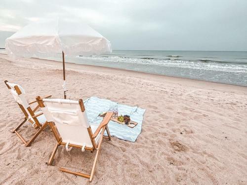 Luxury Villa, The Laguna, Steps Away From Cocoa Beach