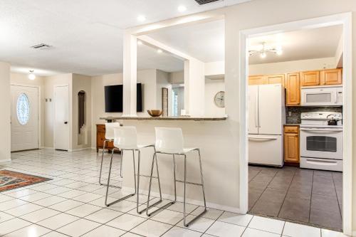 Homey Hideaway