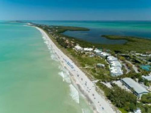 South Seas Beach Villa 2412