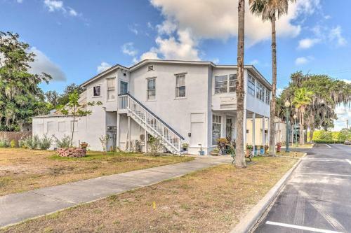 Crescent City Apartment With Easy Lake Access!