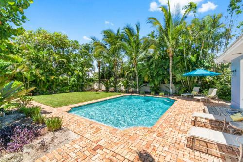 Spanish Style- Heated Saltwater Pool/grill, Min To Beach & Atlantic