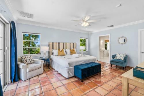 Spanish Style- Heated Saltwater Pool/grill, Min To Beach & Atlantic