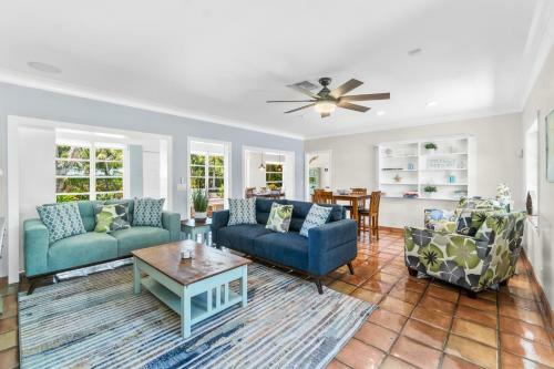 Spanish Style- Heated Saltwater Pool/grill, Min To Beach & Atlantic