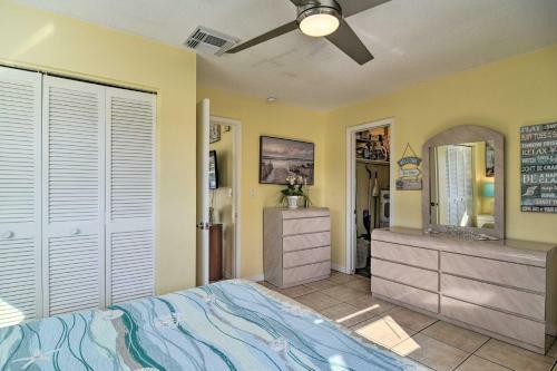 Comfy Dunedin Escape 1 Block To Main Street!