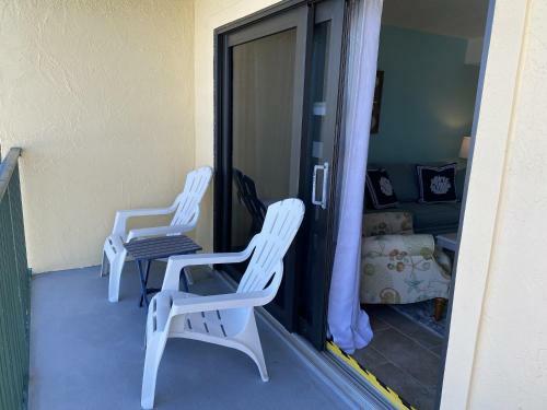 Apartamento Tropical Suites At Sunglow Resort