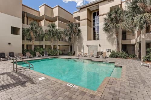 Tennis Villas III