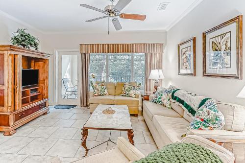 Tennis Villas III