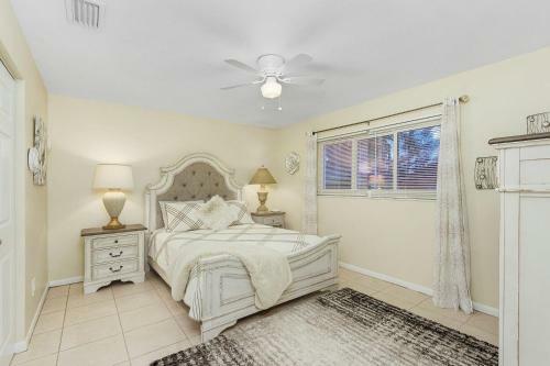Bikini Bottom Bungalow - Heated Pool & Game Room - Roelens Vacations