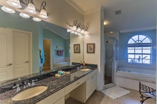 Spacious Cape Coral House With Private Infinity Pool