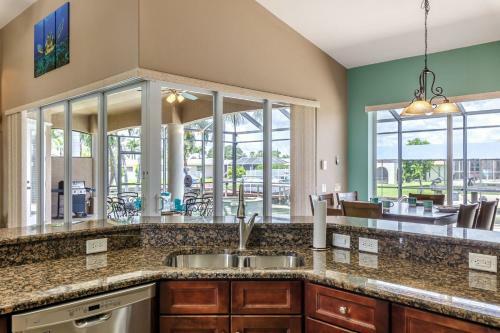 Villa Reel Serenity - Cape Coral - Roelens Vacations