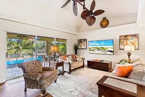 Direct Access Waterfront Villa With Heated Pool & Spa Edgewater Escape Roelens Vacations