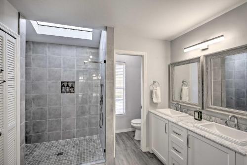 Chic Cape Coral Oasis With Pool About 7 Mi To Beach