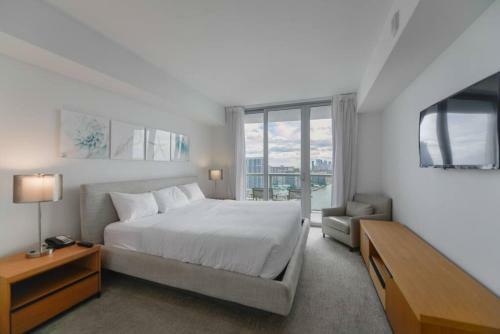 Apartamento Awesome 2br Apt At Beachwalk Resort With Pool 2503