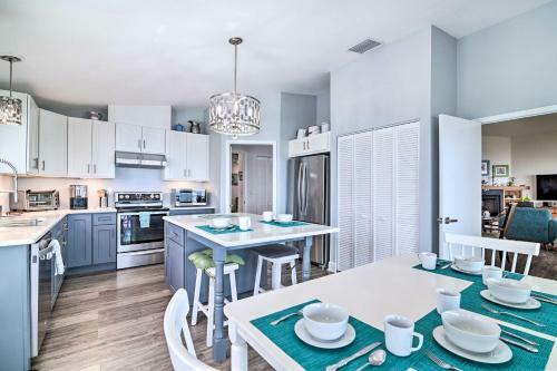 Tranquil Home With Private Yard And Fishing Dock!