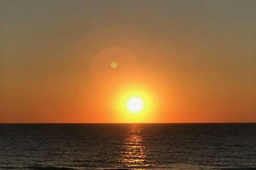 Apartamento 10 Steps To The Beach Couples Retreat