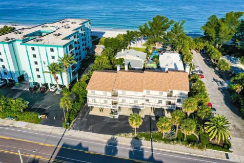 Apartamento 100 Steps To Indian Rocks Beach, Ocean Side, 2 Bedroom Updated Condo