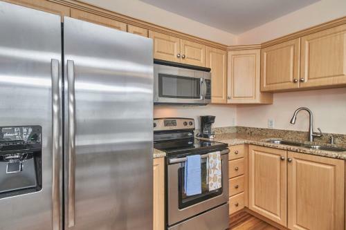 Charming Beach Cottage With Stunning Unset Views Pets Are Welcome Here Bella8
