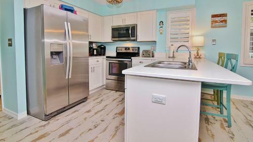 Shore Haven 4a By Teeming Vacation Rentals