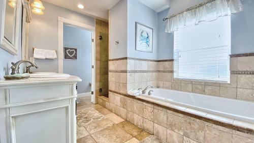 On The Rocks By Teeming Vacation Rentals
