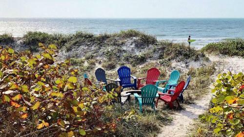 On The Rocks By Teeming Vacation Rentals