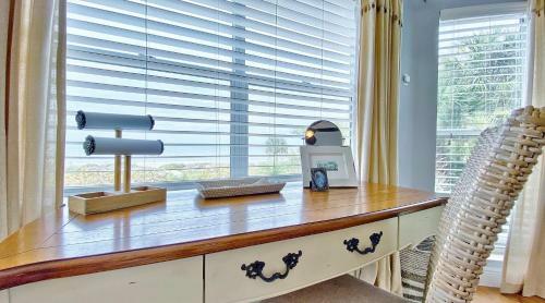 On The Rocks By Teeming Vacation Rentals