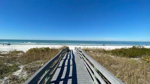Oceanway Condos 205 By Teeming Vacation Rentals