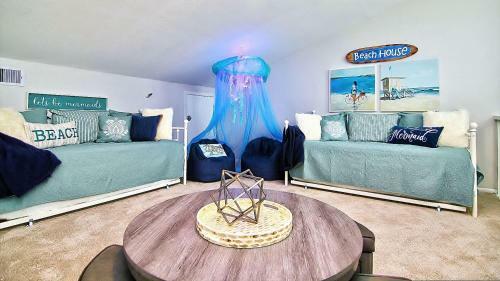 Intercoastal 203 By Teeming Vacation Rentals