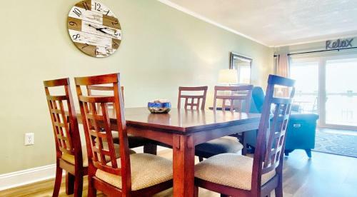 Water View By Teeming Vacation Rentals
