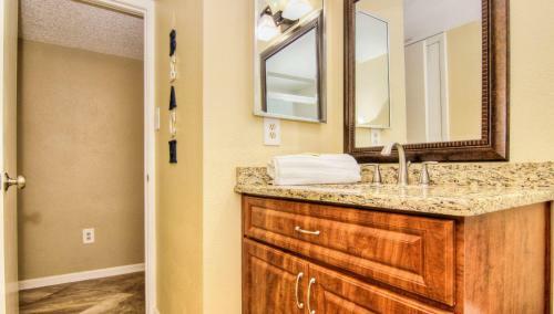 Sand Castle North 201 By Teeming Vacation Rentals