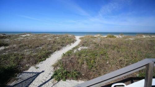 Sand Castle North 201 By Teeming Vacation Rentals
