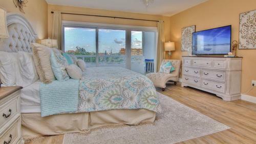 Sun West Palms By Teeming Vacatin Rentals
