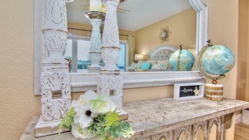 Sun West Palms By Teeming Vacatin Rentals
