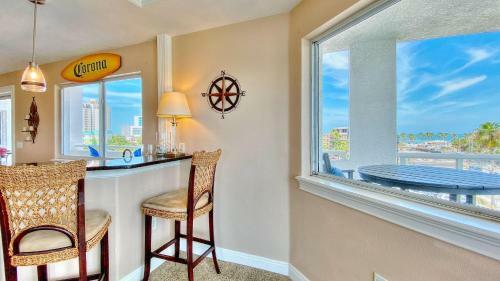 Sun West Palms By Teeming Vacatin Rentals