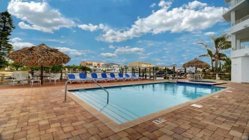 Sun West Palms By Teeming Vacatin Rentals