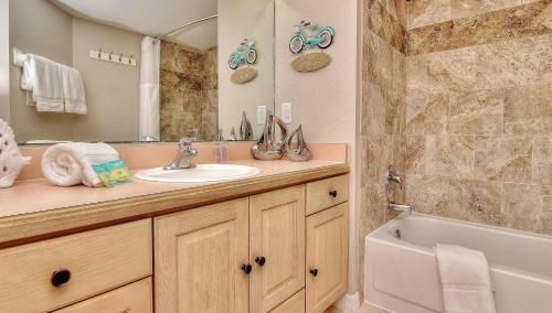 Beach Palms By Teeming Vacation Rentals