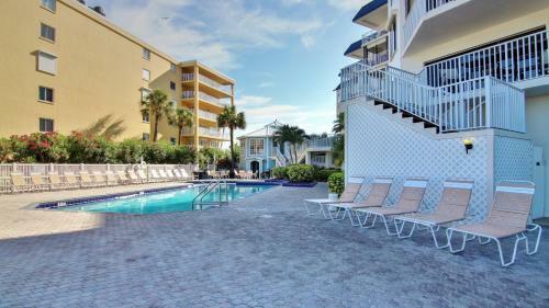Beach Palms By Teeming Vacation Rentals